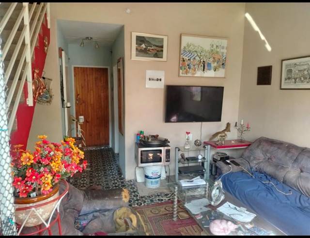 2 BEDROOM HOUSE FOR SALE IN LUFHERENG